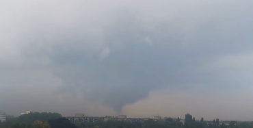 Een tornado op 21 juli 2021 gezien vanuit De Bilt